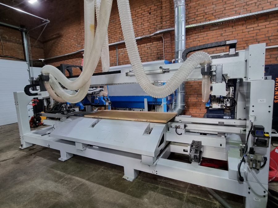 Четырехсторонний форматно-обрезной станок с ЧПУ KDT KHM-560