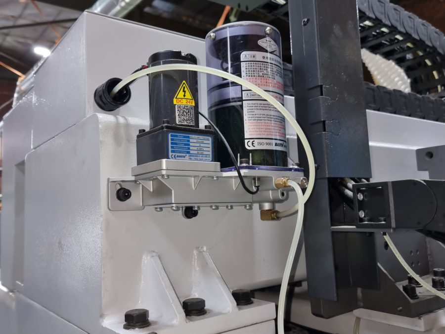 Четырехсторонний форматно-обрезной станок с ЧПУ KDT KHM-560